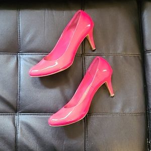 Hot Pink Comfort Plus Heels Size 9 1/2 Wide